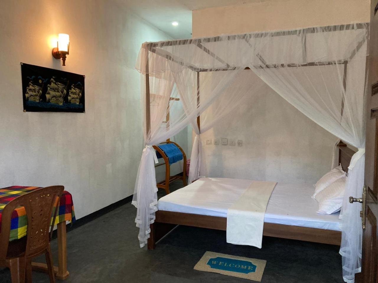 Sayura Beach Hotel Mirissa Buitenkant foto